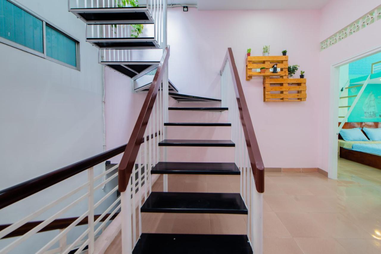 Megi Homestay Nha Trang Esterno foto