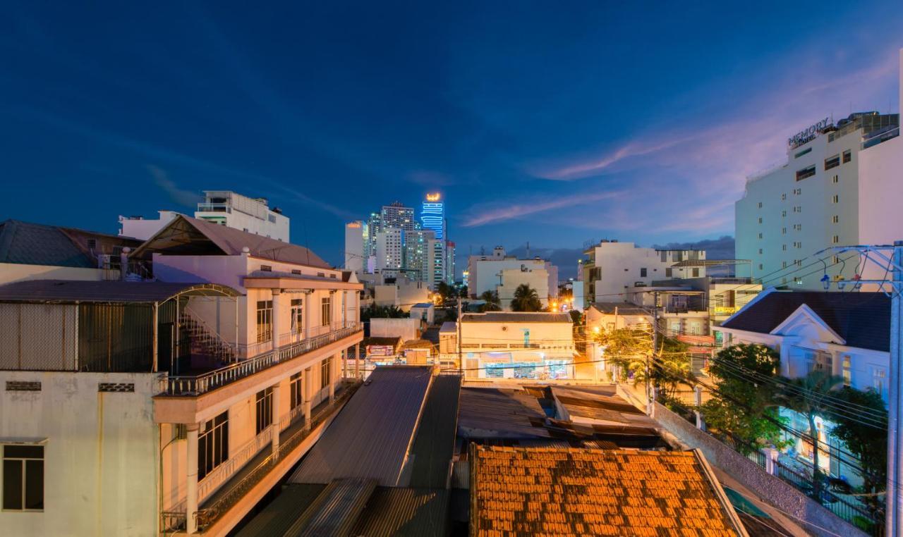 Megi Homestay Nha Trang Esterno foto